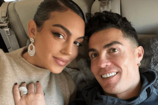 Georgina Rodriguez compie gli anni, Ronaldo: "Auguri alla donna della mia vita"