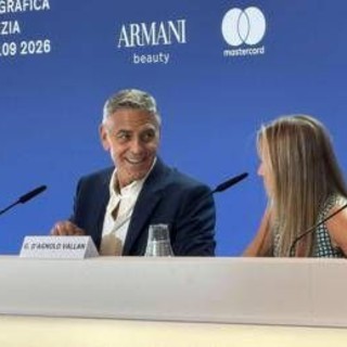 Mostra Venezia, George Clooney: "Ho smesso di fare il regista, la famiglia è la mia priorità" Mostra Venezia, George Clooney: "Ho smesso di fare il regista, la famiglia è la mia priorità"