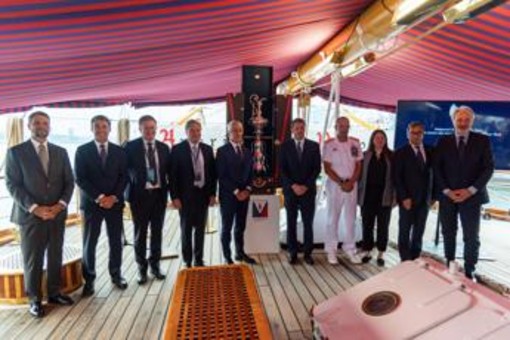 Abodi e Mezzaroma a New York per 'Vespucci&America's Cup', le due icone del mare si incontrano nella 'Big Apple' Abodi e Mezzaroma a New York per 'Vespucci&America's Cup', le due icone del mare si incontrano nella 'Big Apple'