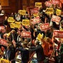 Legge elettorale, via libera del Senato. Protesta delle opposizioni in Aula