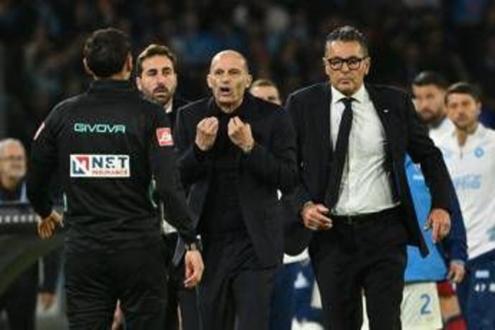 Allegri furioso: "Ogni volta che mi muovo vengo espulso, mentre altri..."