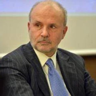 Schillaci: "Menopausa è tema di salute pubblica, non solo femminile"