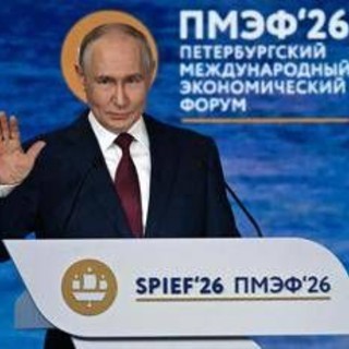 Ucraina, Putin chiude a incontro con Zelensky: "Non ci sono motivi per farlo"