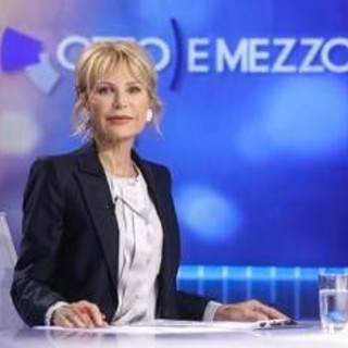 Milano Cortina, Quirinale scrive a Gruber: "Richiesta sanzione a telecronista è notizia falsa" Milano Cortina, Quirinale scrive a Gruber: "Richiesta sanzione a telecronista è notizia falsa"