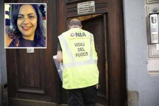 Incendio Milano, Sueli attaccata a finestra per salvarsi. Pm: "Morte atroce e consapevole" Incendio Milano, Sueli attaccata a finestra per salvarsi. Pm: "Morte atroce e consapevole"