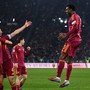 La Roma travolge la Cremonese 3-0 e aggancia il Napoli al 3° posto La Roma travolge la Cremonese 3-0 e aggancia il Napoli al 3° posto
