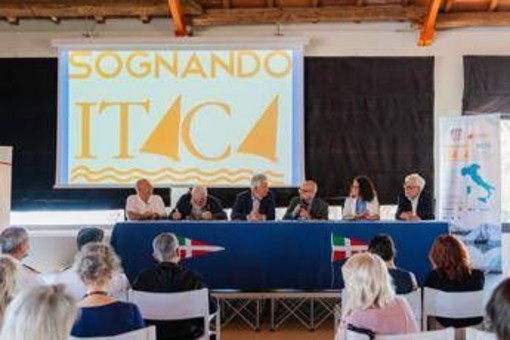 Tumori, la vela terapia riabilitativa 'Sognando Itaca' prende il largo da Venezia Tumori, la vela terapia riabilitativa 'Sognando Itaca' prende il largo da Venezia
