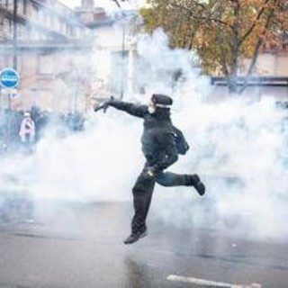 Nuove proteste oggi in Francia, l'allarme: "Manifestazioni ad alto rischio di violenza urbana"