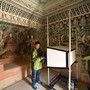 Cina, restauratori al lavoro per preservare le grotte di Mogao Cina, restauratori al lavoro per preservare le grotte di Mogao