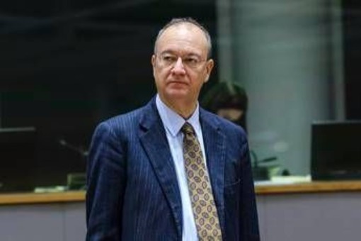 Crisi energetica e scuola, Valditara assicura: "La Dad non è contemplata in alcun modo"