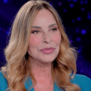 Stefania Orlando: "A 18 anni ho subito una molestia, credevo di essere sbagliata"