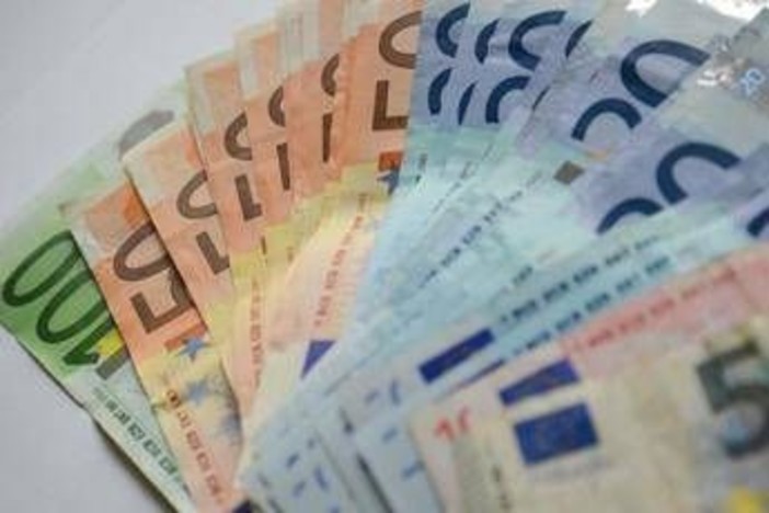 Inflazione, Istat conferma: +0,4% a maggio, +3,2% su anno