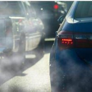 Auto, Assogasliquidi: "Limiti possono vanificare apertura a motore termico e biocarburanti" Auto, Assogasliquidi: "Limiti possono vanificare apertura a motore termico e biocarburanti"