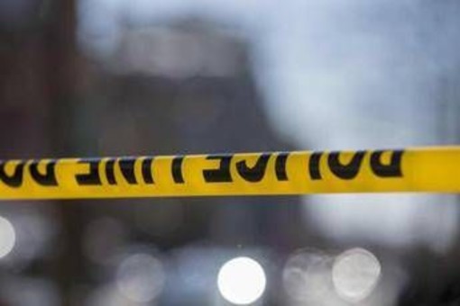 Minneapolis, si finge poliziotto e spara: gravi due politici locali