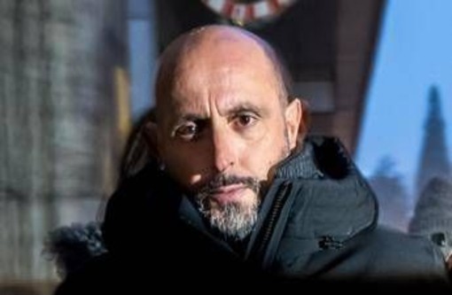 Crans-Montana, Jacques Moretti paga 215mila euro di cauzione e lascia carcere