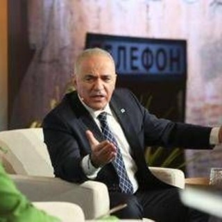 "La Cina aspetta la disfatta russa per riprendersi la Siberia": Kasparov sul regime di Putin