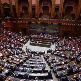 Camera, in arrivo il nuovo Regolamento: stretta sui cambi di casacca e voto di fiducia rapido Camera, in arrivo il nuovo Regolamento: stretta sui cambi di casacca e voto di fiducia rapido
