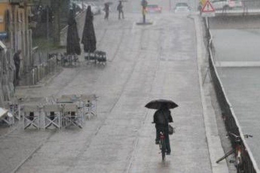 Allerta meteo gialla per temporali martedì 18 agosto: la mappa delle 7 regioni a rischio maltempo Allerta meteo gialla per temporali martedì 18 agosto: la mappa delle 7 regioni a rischio maltempo