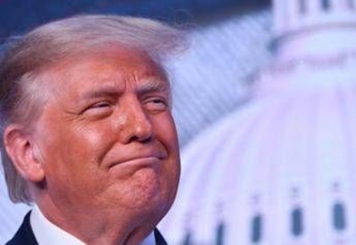Trump assicura: "I 5mila dollari? Saranno mandati agli americani al 100%" Trump assicura: "I 5mila dollari? Saranno mandati agli americani al 100%"