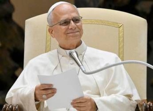 Papa, tumore diagnosticato dopo indigestione. Oncologi: "Adenocarcinoma non dà sintomi, scoperto per caso"