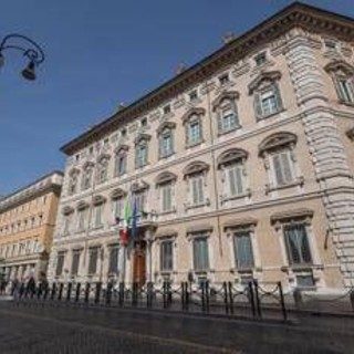 Accuse di violenza sessuale al Senato, la denuncia di un’imprenditrice: Pd e M5S chiedono chiarezza