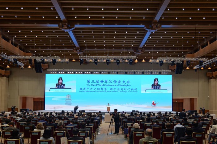 Cina, al via la conferenza mondiale dei sinologi a Dunhuang Cina, al via la conferenza mondiale dei sinologi a Dunhuang