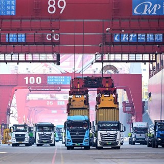 Cina, commercio estero in aumento del 18,3% nei primi due mesi del 2026