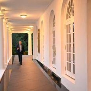 Trump, cena privata alla Casa Bianca con il capo di Anthropic Amodei: disgelo sull’AI? Trump, cena privata alla Casa Bianca con il capo di Anthropic Amodei: disgelo sull’AI?