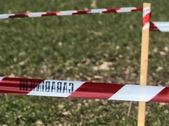 Messina, il giallo dei tre cacciatori morti nel bosco: notte di interrogatori in caserma, le ipotesi degli inquirenti Messina, il giallo dei tre cacciatori morti nel bosco: notte di interrogatori in caserma, le ipotesi degli inquirenti