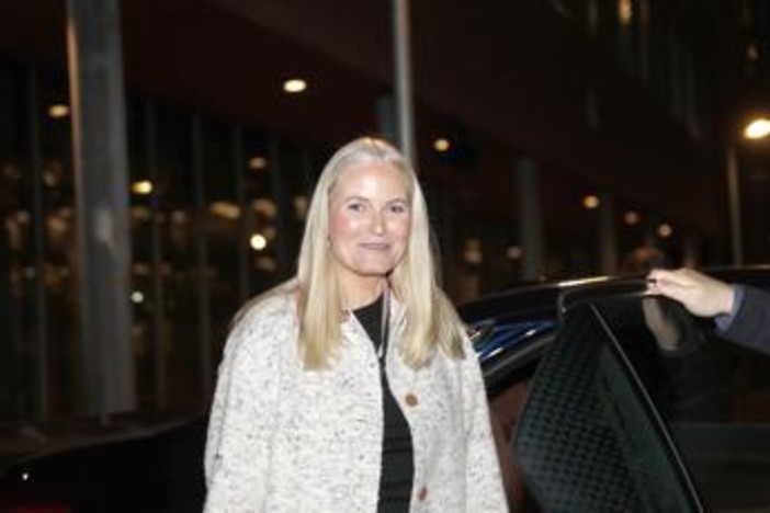 Norvegia, Mette-Marit è la nuova regina: la vita tra scandali e malattie