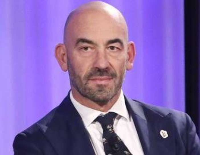 Usa fuori da Oms, Bassetti boccia Trump: "Non ne azzecca una"