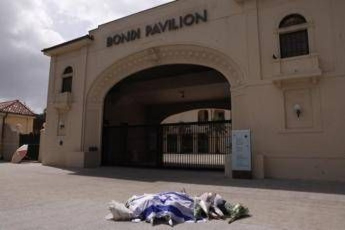 Strage Bondi Beach, governo riunito: Albanese spinge per maggior controllo su armi Strage Bondi Beach, governo riunito: Albanese spinge per maggior controllo su armi