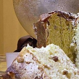 Panettone 2025, tra pomodoro e rosmarino è gara di ingredienti-novità Panettone 2025, tra pomodoro e rosmarino è gara di ingredienti-novità