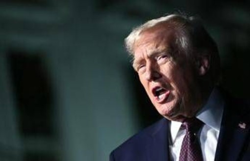 Siria, Usa colpiscono oltre 70 obiettivi Isis. Trump: "Ritorsione molto seria"