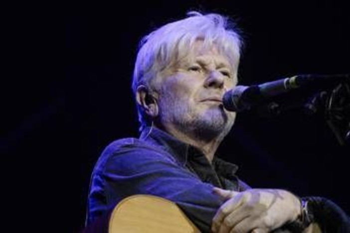 Ron prolunga lo stop per motivi di salute: "Fragilità emotive dopo un virus" Ron prolunga lo stop per motivi di salute: "Fragilità emotive dopo un virus"