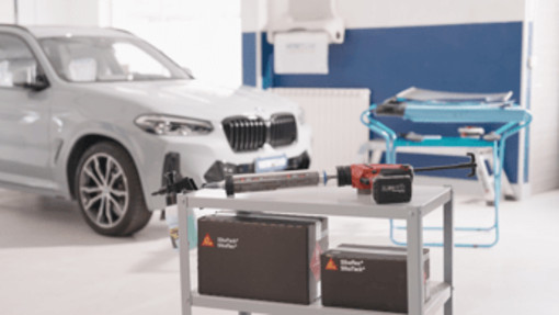 Auto: per riparazione e sostituzione cristalli VetroCar prima in Europa ad adottare la tecnologia Purform Primerless-to-Glass di Sika in tutta la sua rete Auto: per riparazione e sostituzione cristalli VetroCar prima in Europa ad adottare la tecnologia Purform Primerless-to-Glass di Sika in tutta la sua rete