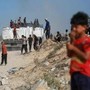 Gaza, Israele interrompe fornitura aiuti nel nord
