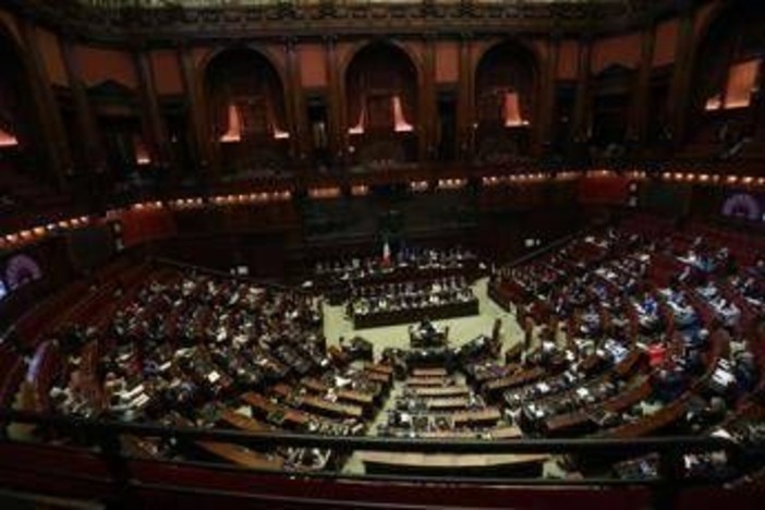 La deputata Matone trova anello prezioso a Montecitorio e lo mette in cassaforte: ecco chi è il proprietario La deputata Matone trova anello prezioso a Montecitorio e lo mette in cassaforte: ecco chi è il proprietario