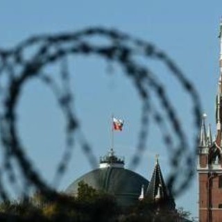 Ucraina, Putin sente Stubb e Store. Fonti Palazzo Chigi: "Vuoto di rappresentanza, Ue non vada in ordine sparso"