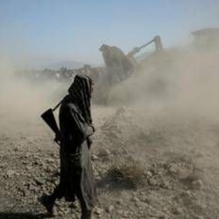 Afghanistan-Pakistan, due forti esplosioni a Jalalabad Afghanistan-Pakistan, due forti esplosioni a Jalalabad