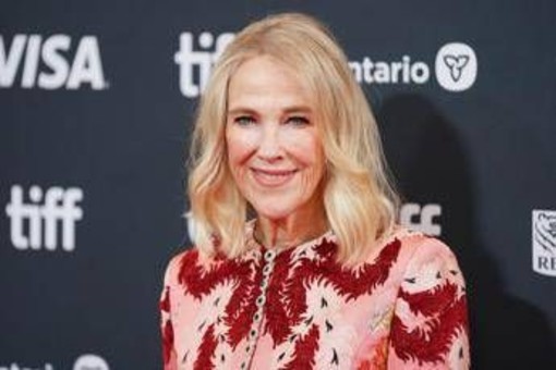 Addio a Catherine O'Hara, l'attrice di 'Mamma ho perso l'aereo' aveva 71 anni