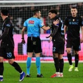 Hojlund e Vergara cadono in area, Conte chiede rigore: proteste in Juventus-Napoli Hojlund e Vergara cadono in area, Conte chiede rigore: proteste in Juventus-Napoli