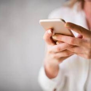 Truffe telefoniche e telemarketing, arrivano numeri a tre cifre: cosa cambia