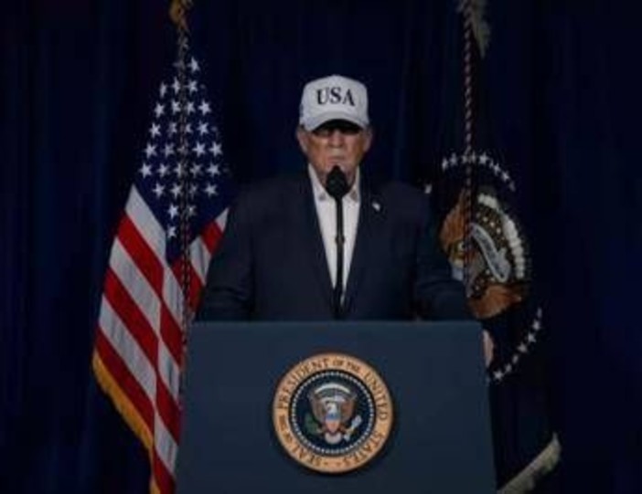 Iran, cosa c'è dietro la decisione di Trump di attaccare: il retroscena Iran, cosa c'è dietro la decisione di Trump di attaccare: il retroscena