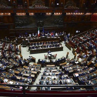Dalla Camera via libera definitivo con 216 sì, la manovra è legge