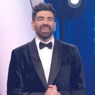 Sanremo, Gazzoli debutta all'Ariston per le nuove proposte: "Che emozione"