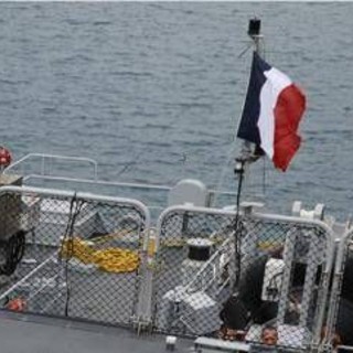 Francia intercetta petroliera russa al largo dell'Atlantico. Cremlino: "Atto di pirateria"