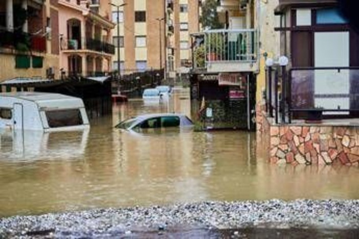 Aiuti europei per i danni della tempesta Harry, 75 milioni per l’Italia (ma i danni sfiorano i 3 miliardi) Aiuti europei per i danni della tempesta Harry, 75 milioni per l’Italia (ma i danni sfiorano i 3 miliardi)