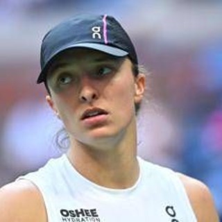 Swiatek non ha il pass, la sicurezza non la fa passare: disavventura agli Australian Open Swiatek non ha il pass, la sicurezza non la fa passare: disavventura agli Australian Open